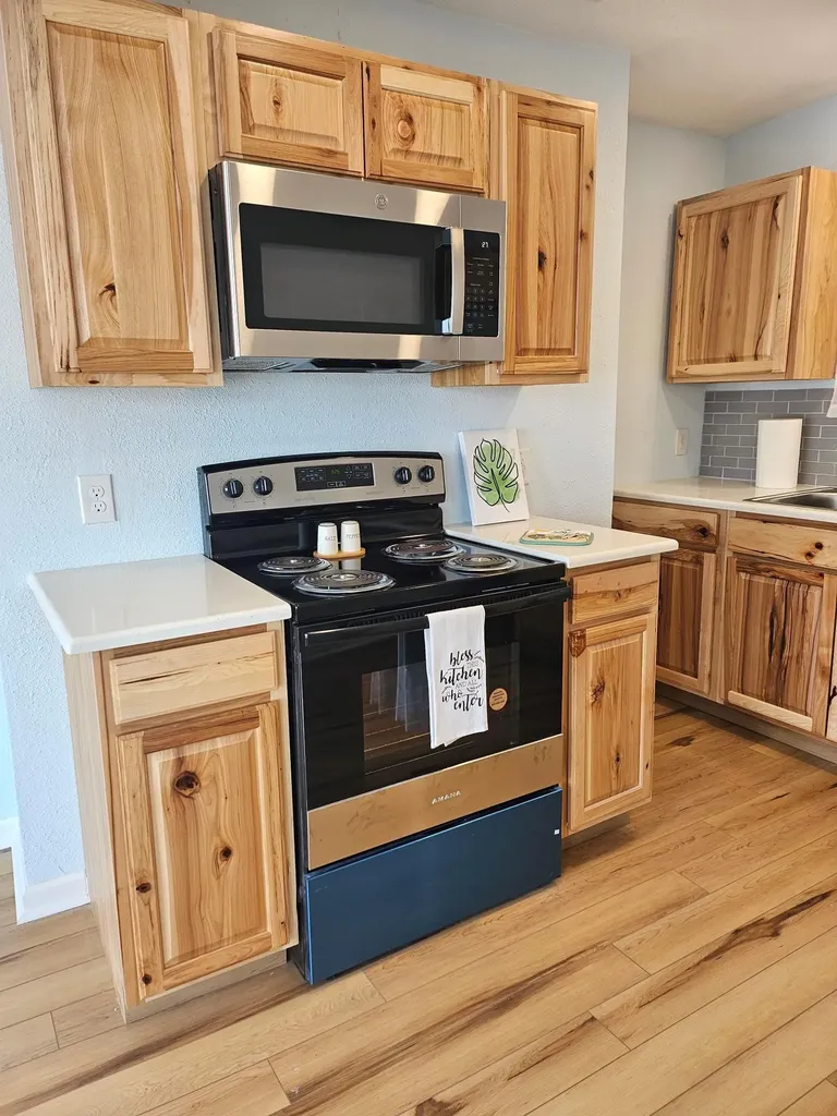 103 N Rhomberg Street Burnet TX 78611