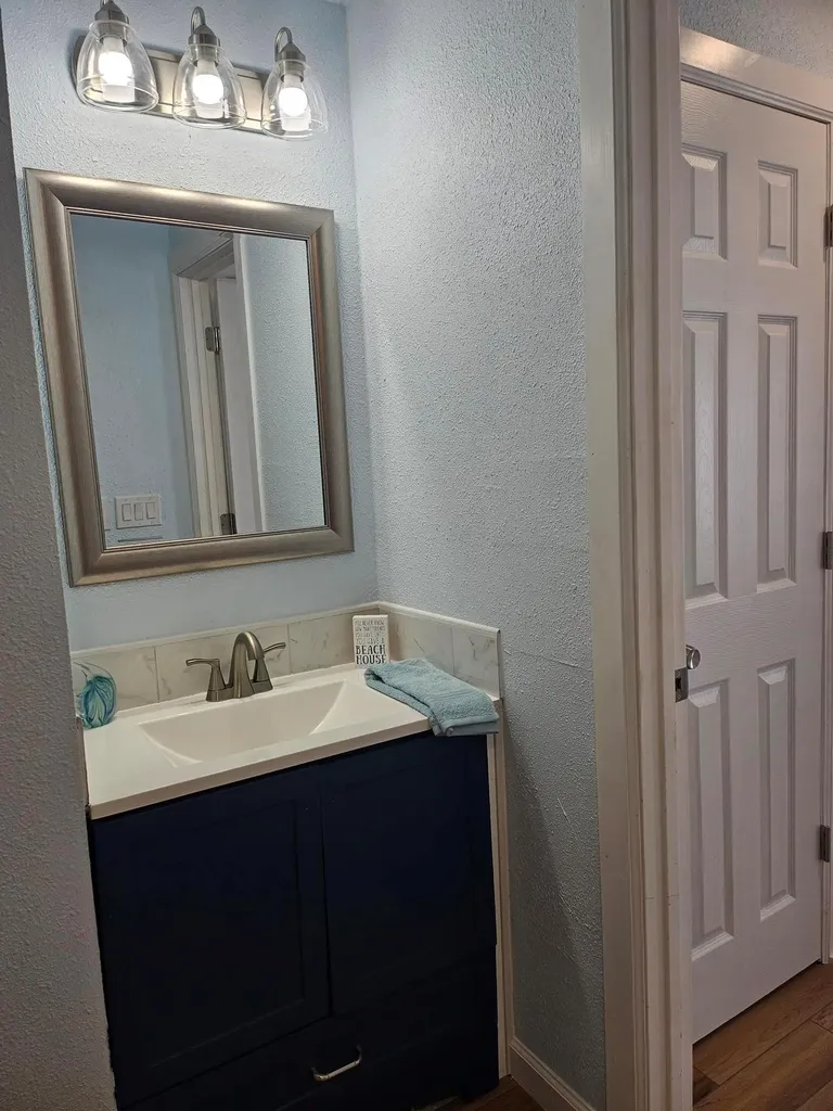 103 N Rhomberg Street Burnet TX 78611