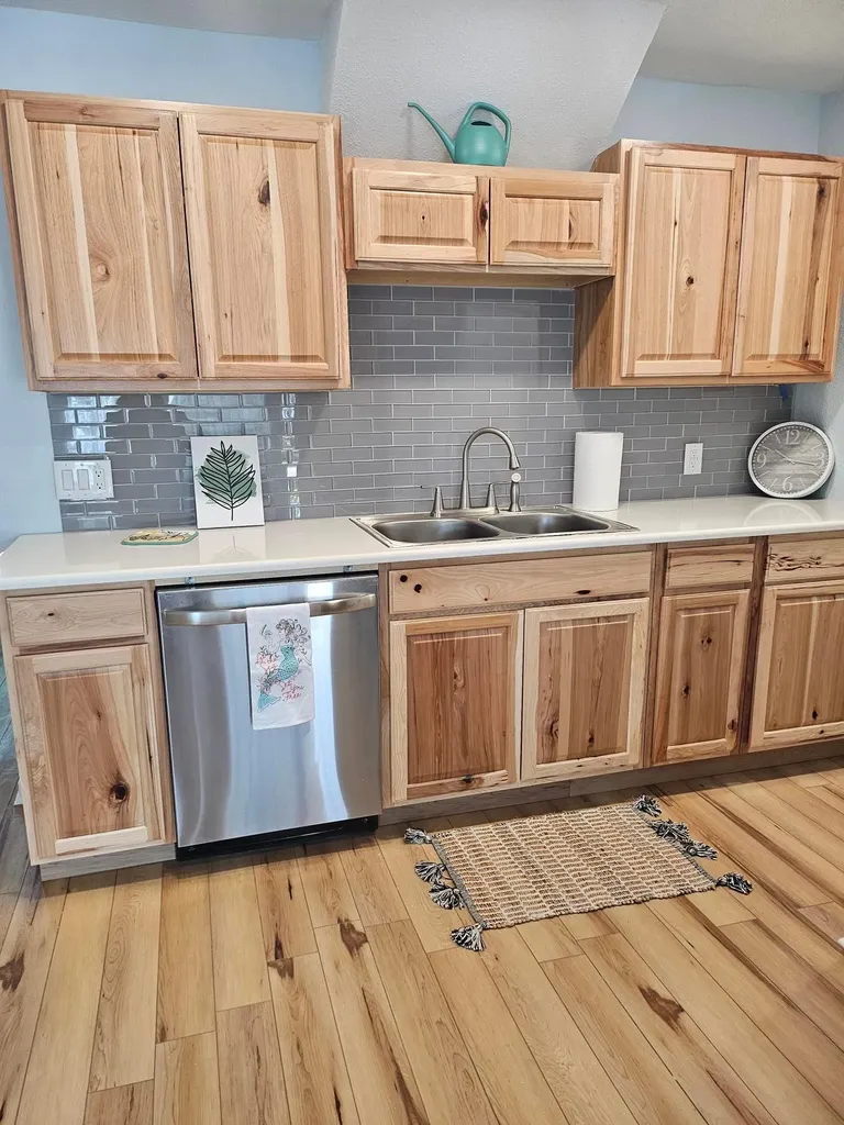 103 N Rhomberg Street Burnet TX 78611
