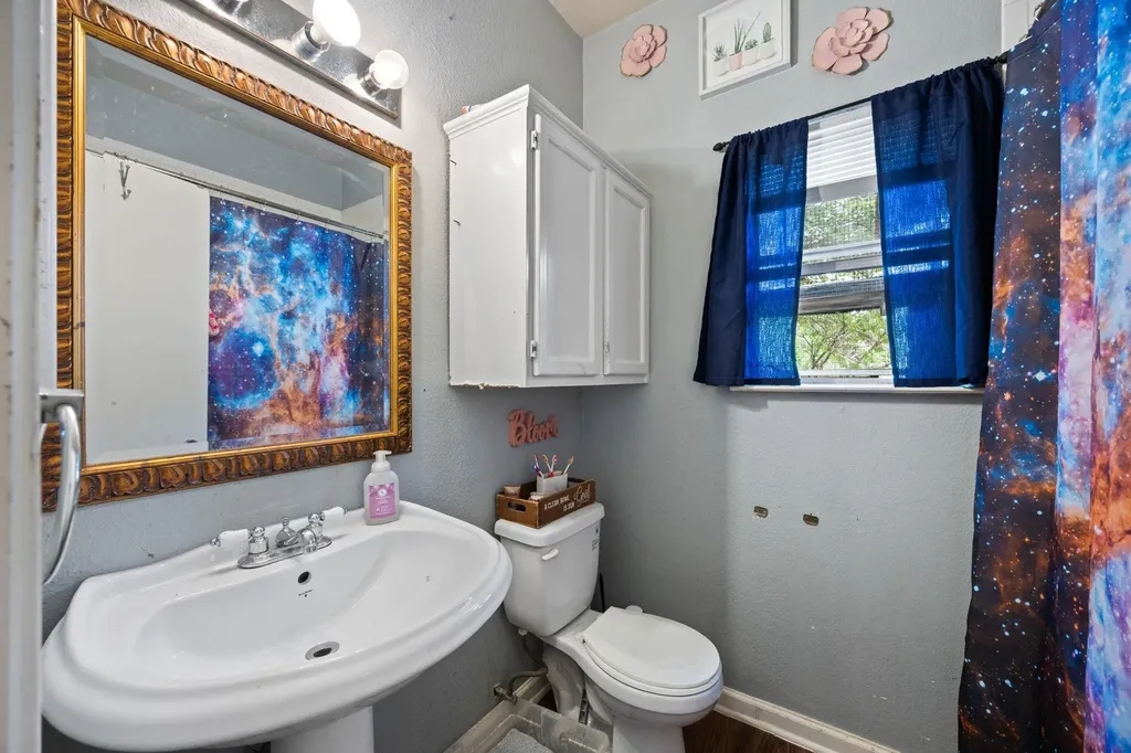 4408 Lendall Lane Austin TX 78744