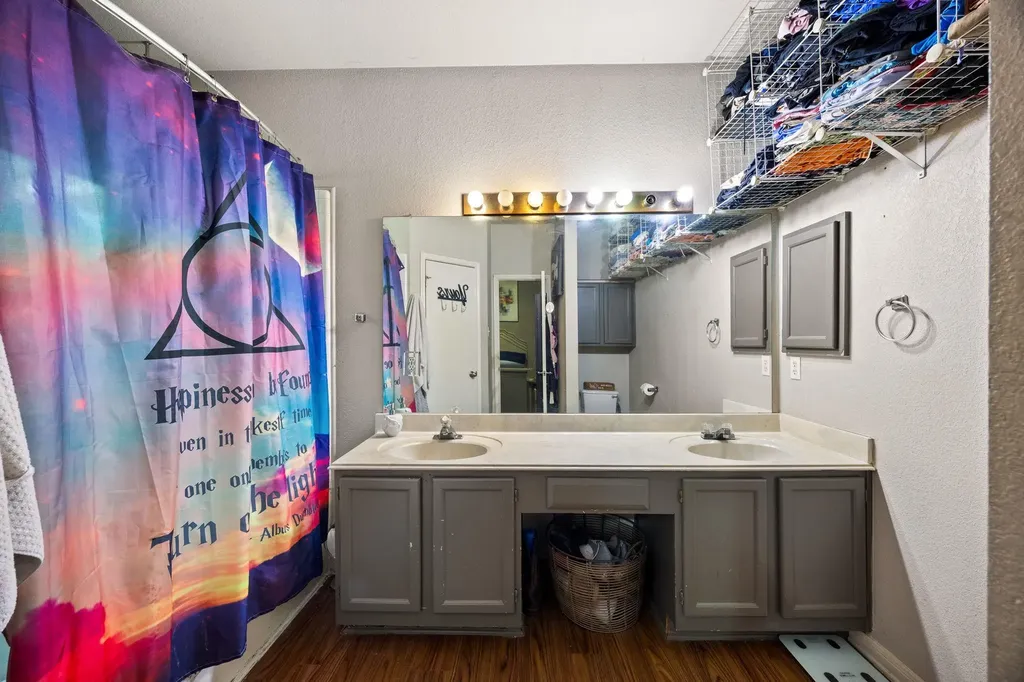 4408 Lendall Lane Austin TX 78744