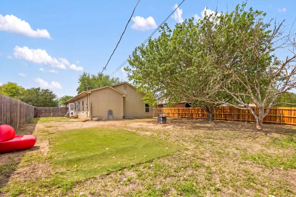 4408 Lendall Lane Austin TX 78744