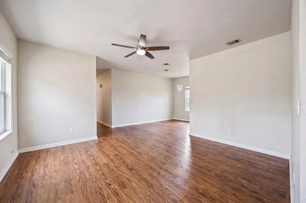 4408 Lendall Lane Austin TX 78744