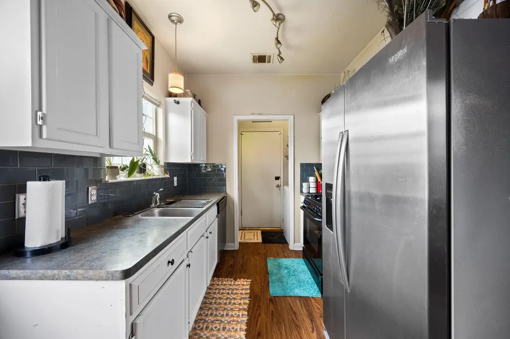 4408 Lendall Lane Austin TX 78744