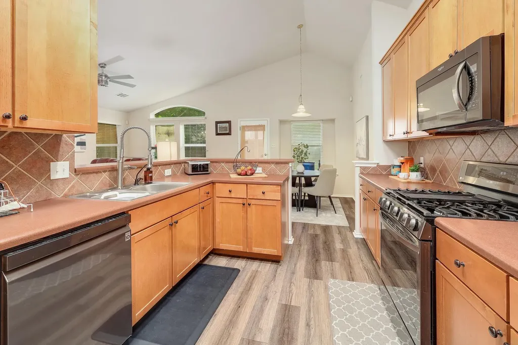 17407 Orwell Lane Round Rock TX 78664