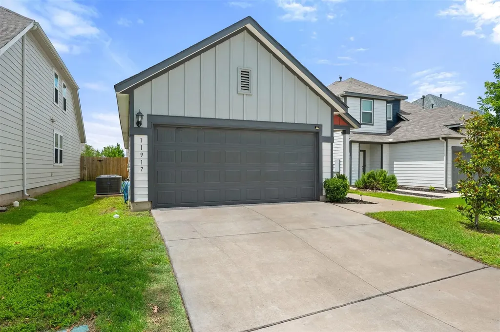 11917 Cimaizon Drive Austin TX 78725