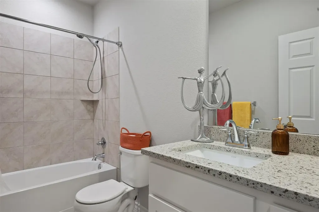 11917 Cimaizon Drive Austin TX 78725
