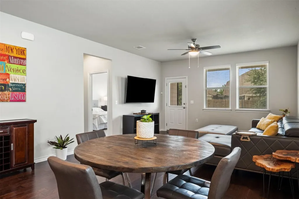 11917 Cimaizon Drive Austin TX 78725