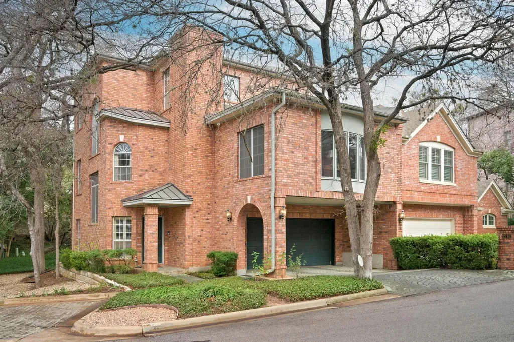 2716 Hillview Green Lane Austin TX 78703