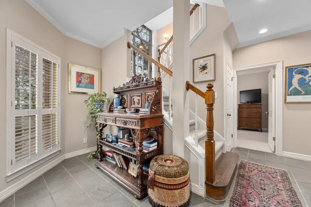 2716 Hillview Green Lane Austin TX 78703