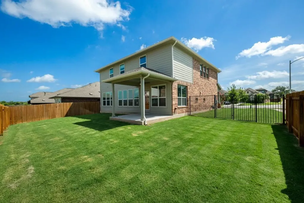 12201 Perritos Place Austin TX 78748