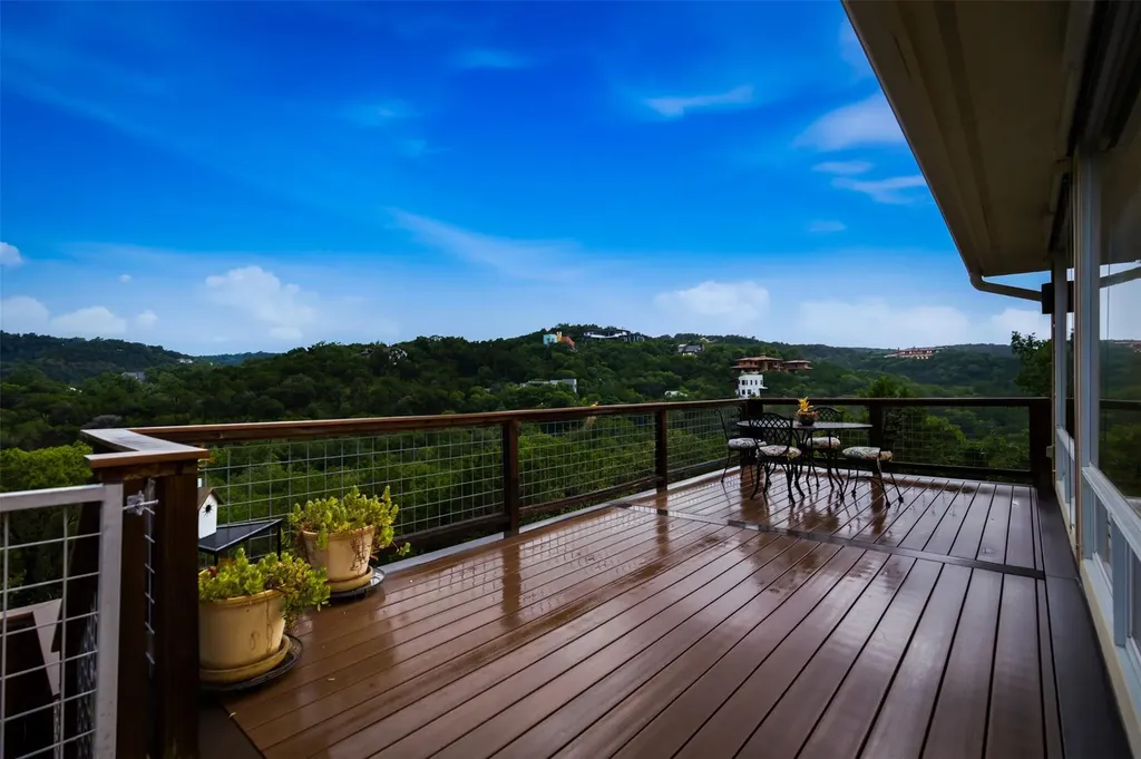 1504 Twilight Ridge Drive Austin TX 78746