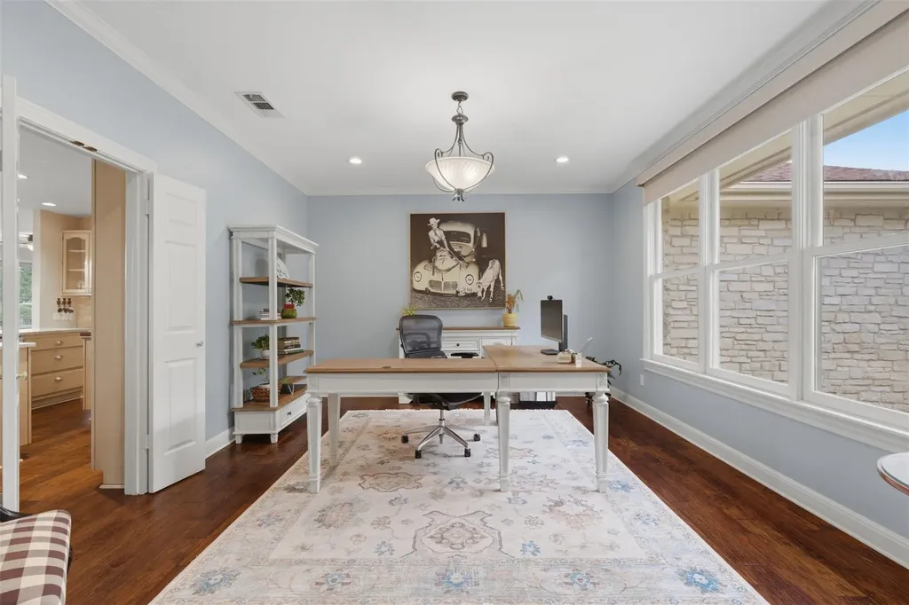 1504 Twilight Ridge Drive Austin TX 78746