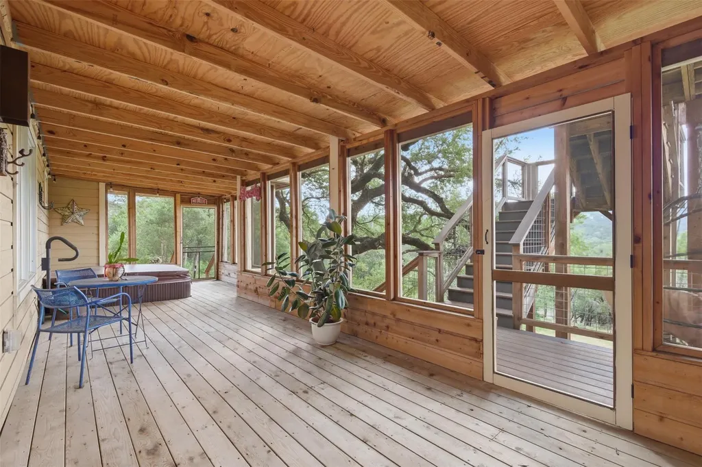 1504 Twilight Ridge Drive Austin TX 78746