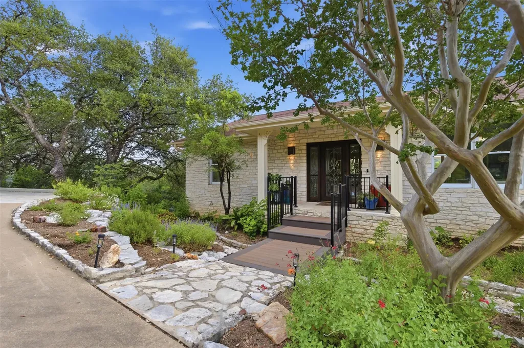 1504 Twilight Ridge Drive Austin TX 78746