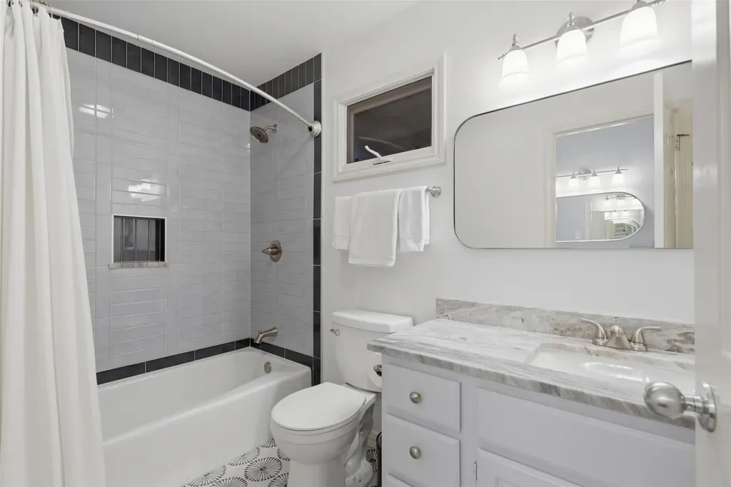 1504 Twilight Ridge Drive Austin TX 78746
