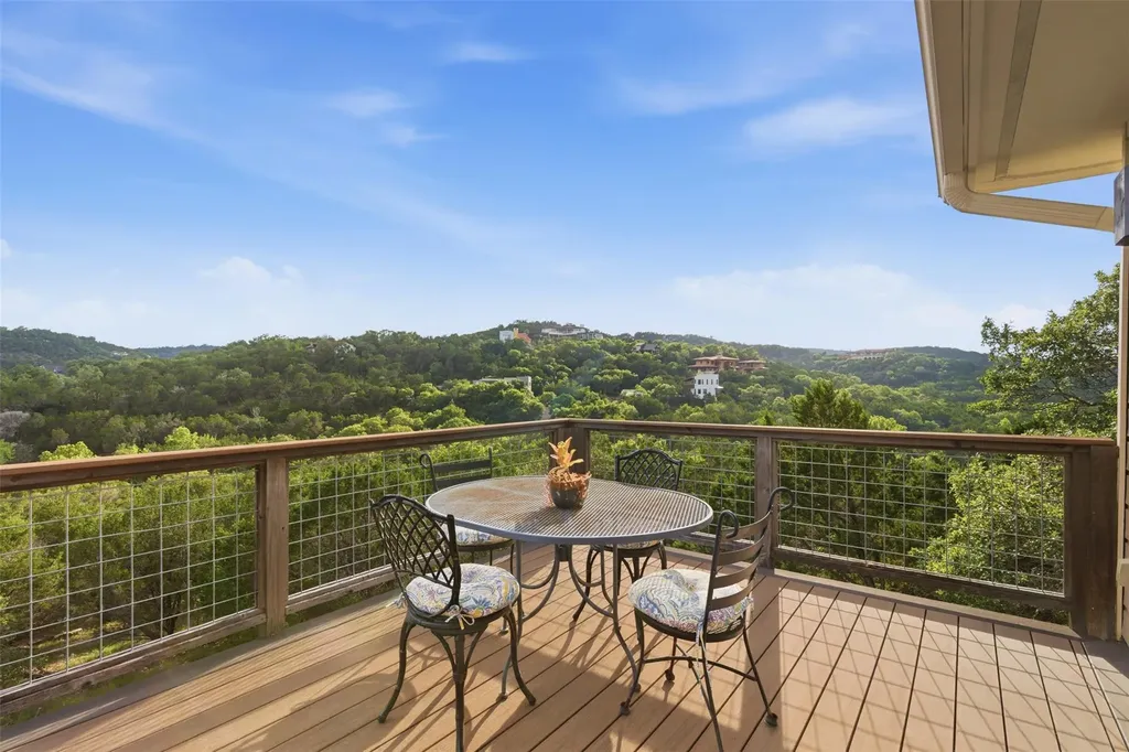 1504 Twilight Ridge Drive Austin TX 78746