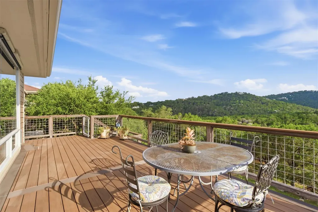 1504 Twilight Ridge Drive Austin TX 78746