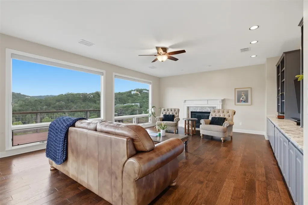 1504 Twilight Ridge Drive Austin TX 78746