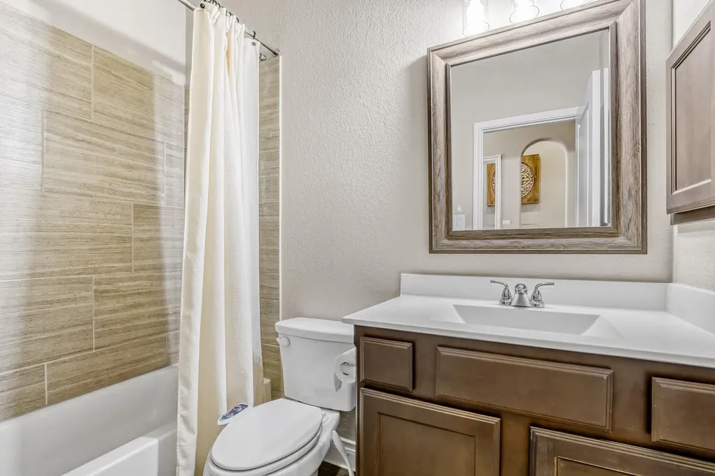 2416 Burberry Lane Leander TX 78641