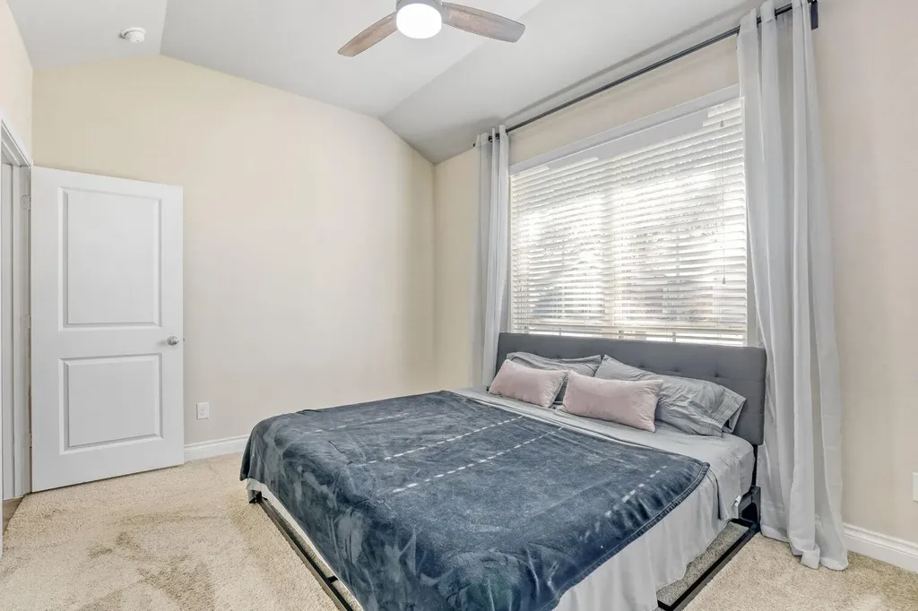 2416 Burberry Lane Leander TX 78641