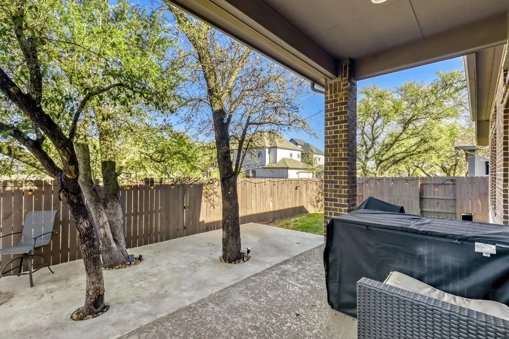2416 Burberry Lane Leander TX 78641