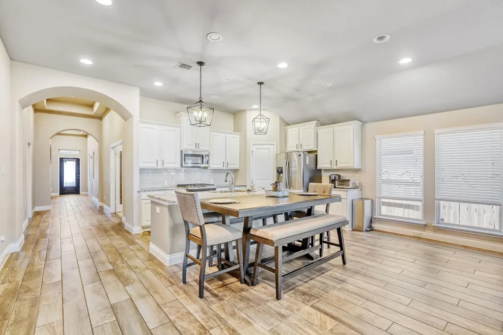 2416 Burberry Lane Leander TX 78641