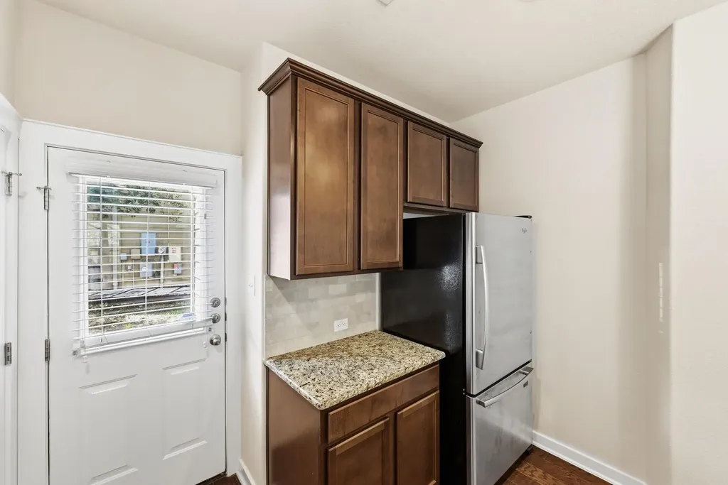 2101 Rivers Edge Way Austin TX 78741