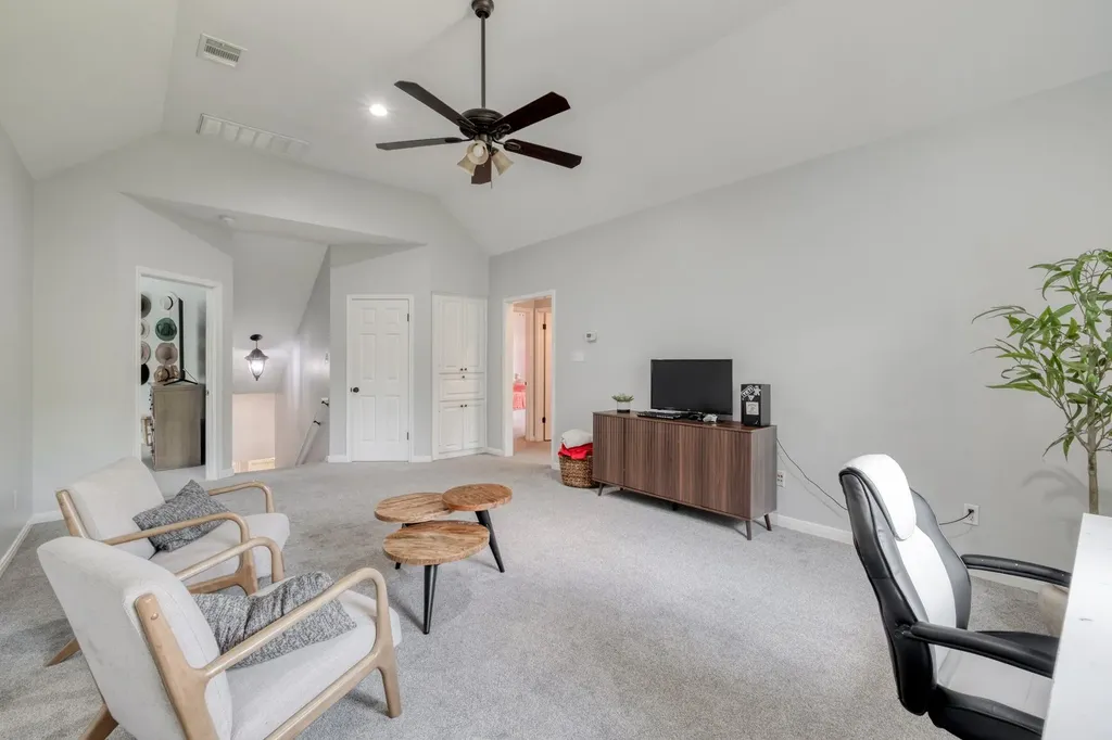 2 Scenic Terrace Round Rock TX 78664