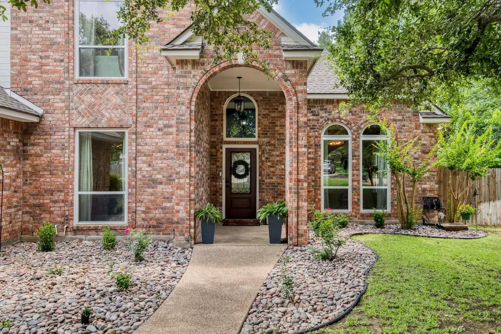 2 Scenic Terrace Round Rock TX 78664