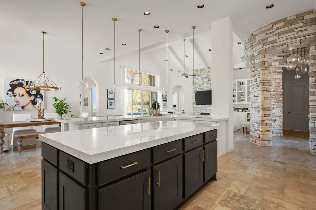 1110 Crestone Stream Drive Austin TX 78738