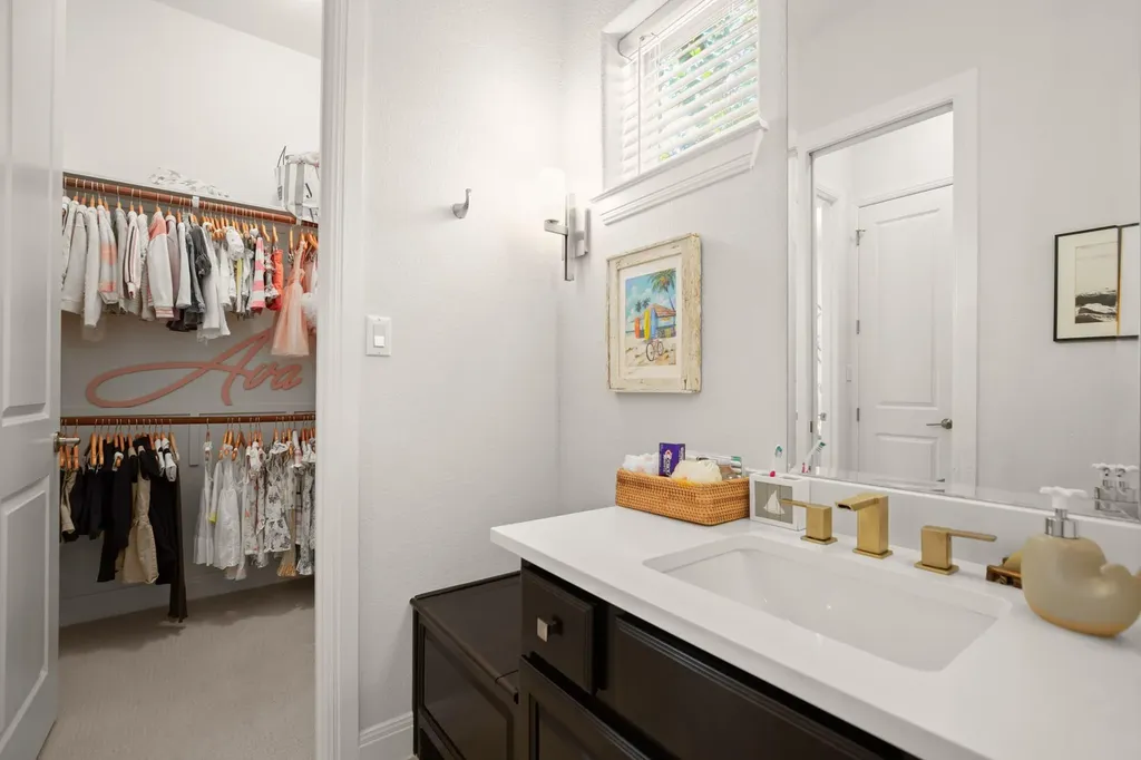 1110 Crestone Stream Drive Austin TX 78738
