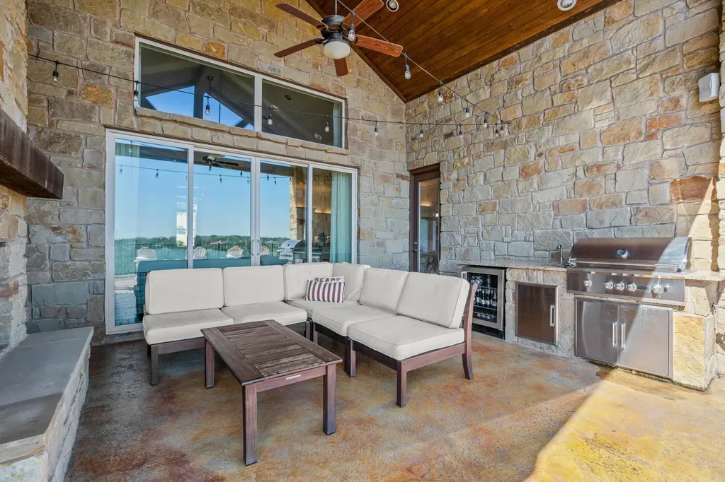 1110 Crestone Stream Drive Austin TX 78738