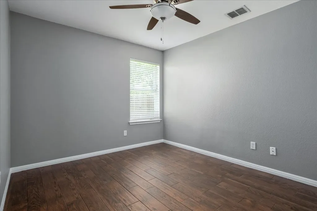 403 Thunderstorm Avenue Lockhart TX 78644