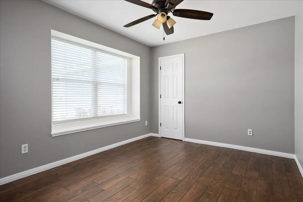 403 Thunderstorm Avenue Lockhart TX 78644
