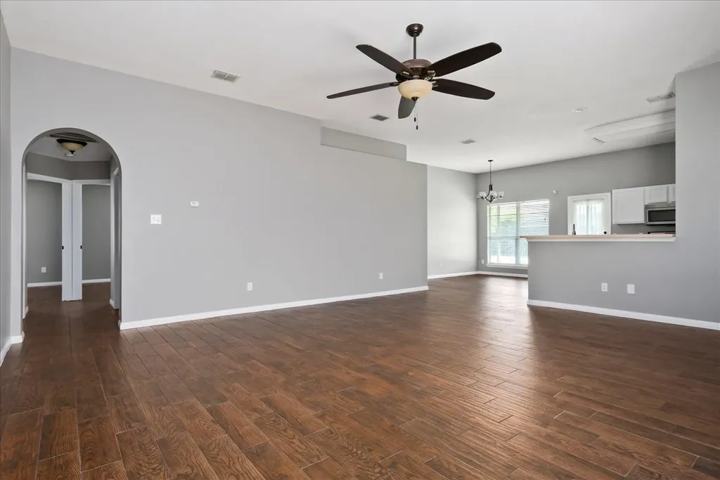 403 Thunderstorm Avenue Lockhart TX 78644