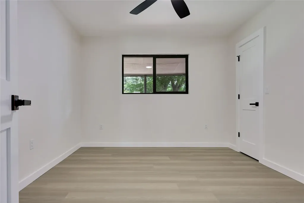 1708 Raven Drive Austin TX 78752