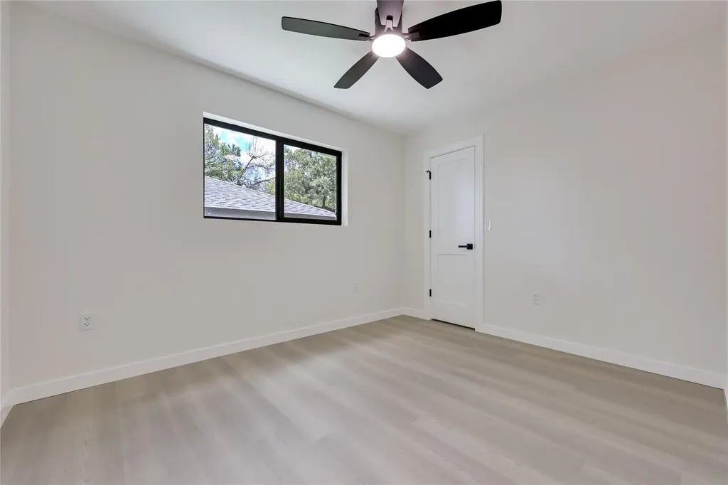 1708 Raven Drive Austin TX 78752
