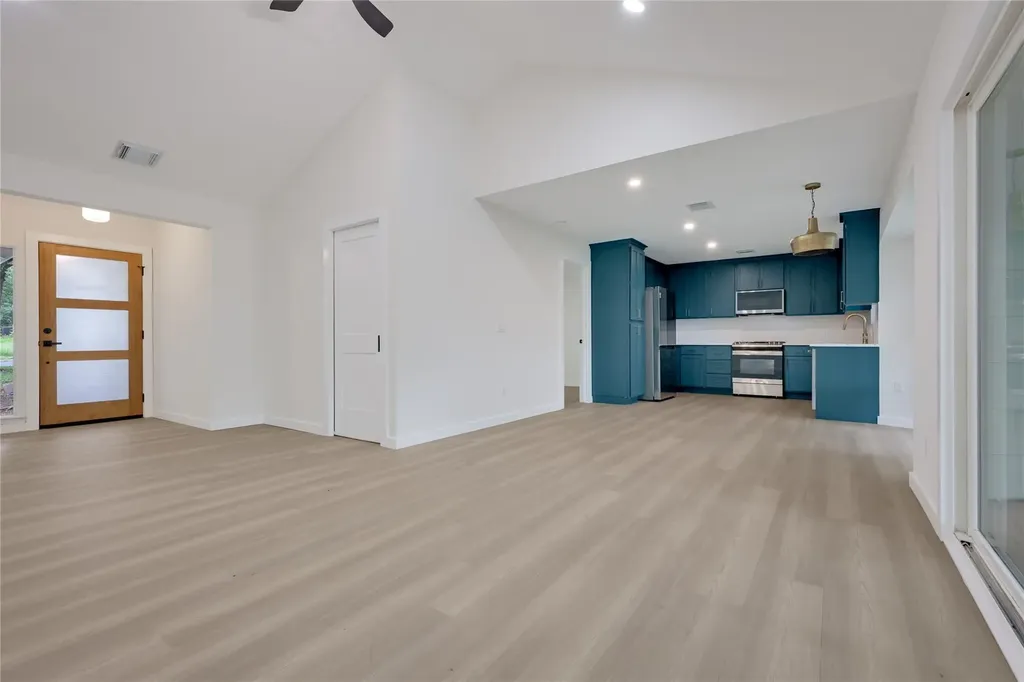 1708 Raven Drive Austin TX 78752