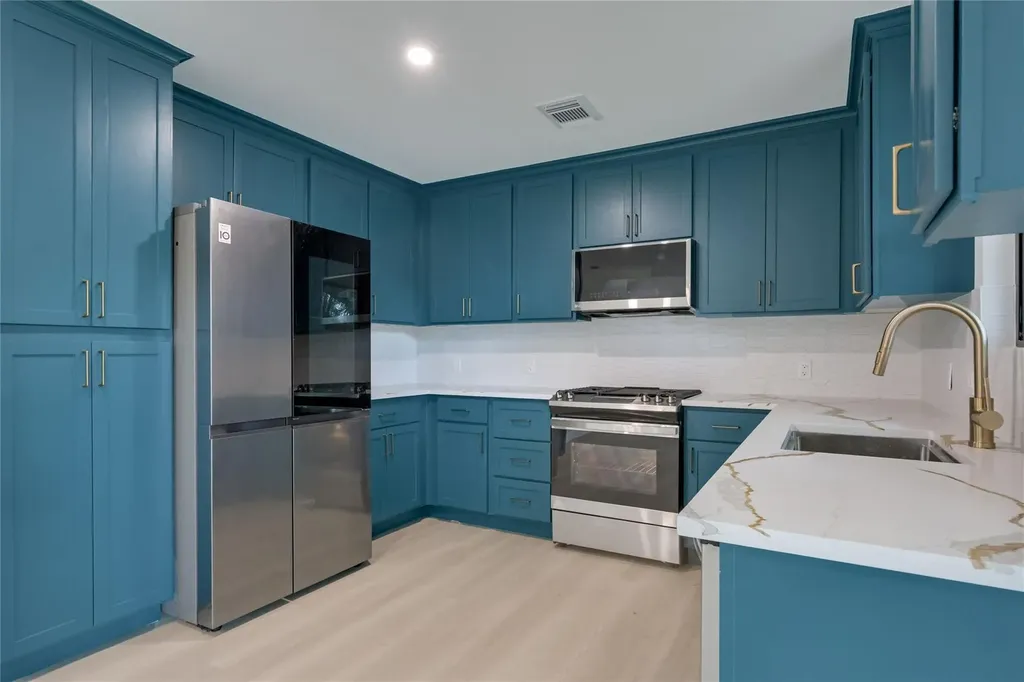 1708 Raven Drive Austin TX 78752
