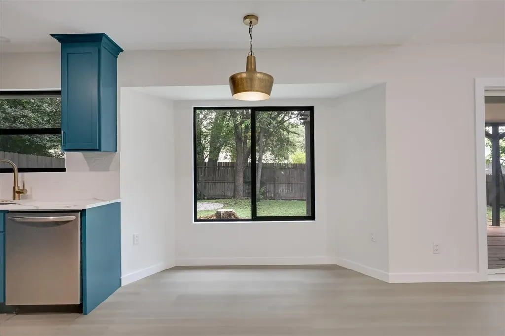 1708 Raven Drive Austin TX 78752