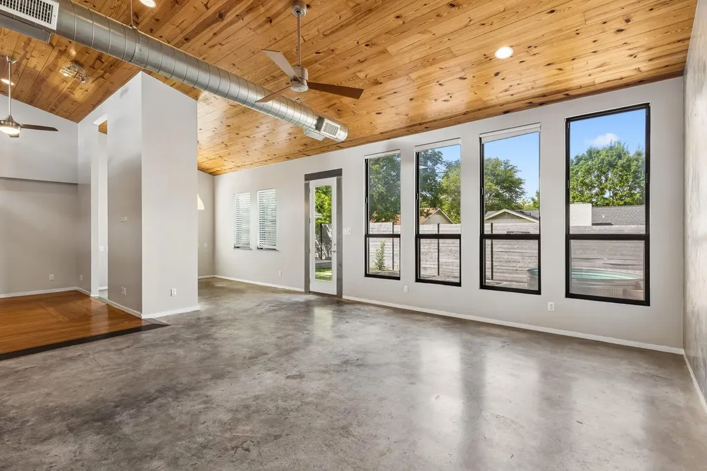 1501 Quail Crest Drive Austin TX 78758
