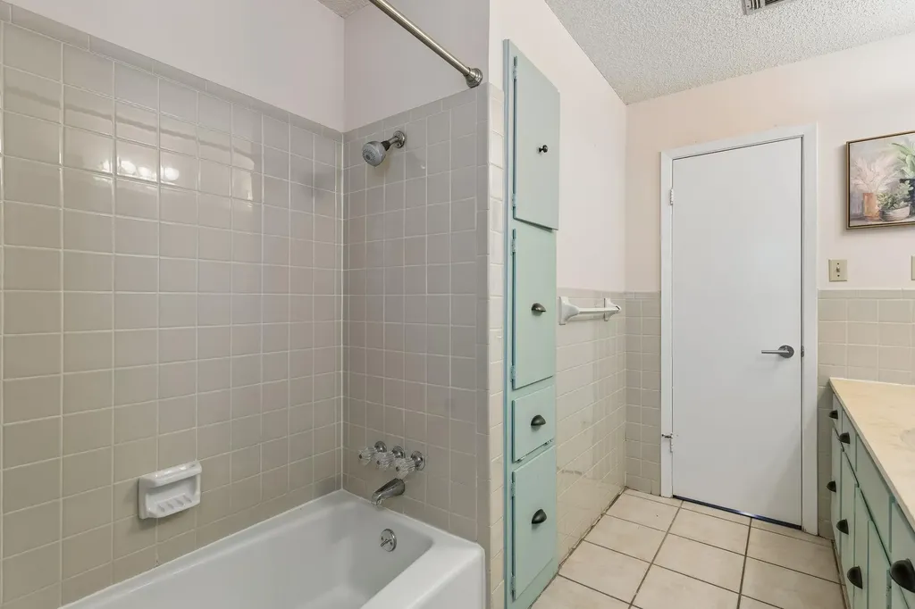 1501 Quail Crest Drive Austin TX 78758