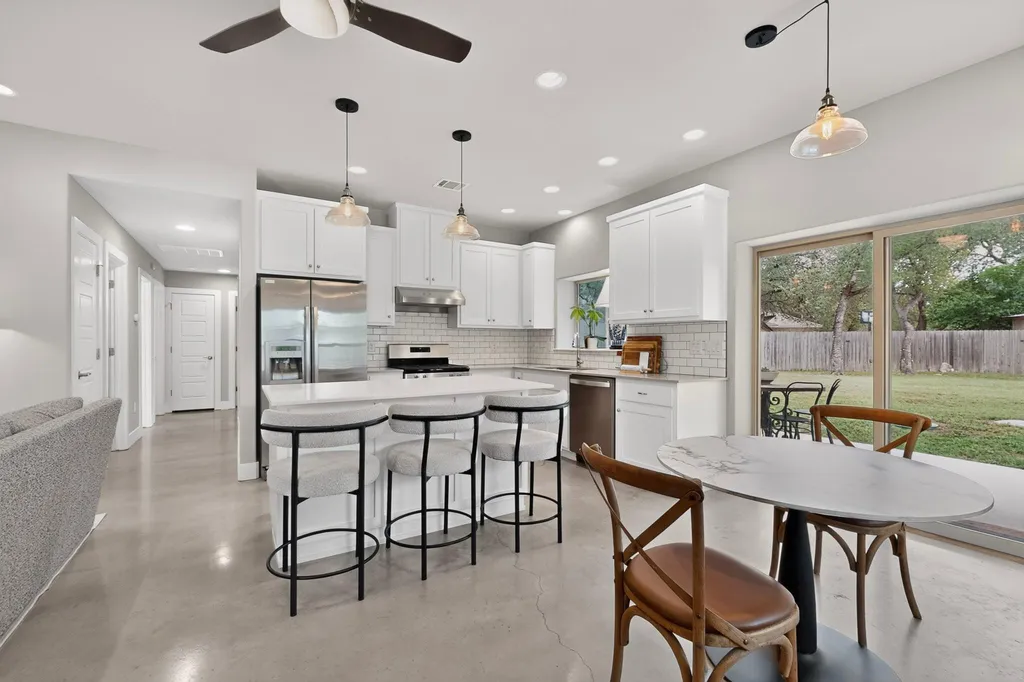 15924 Stewart Road Austin TX 78734