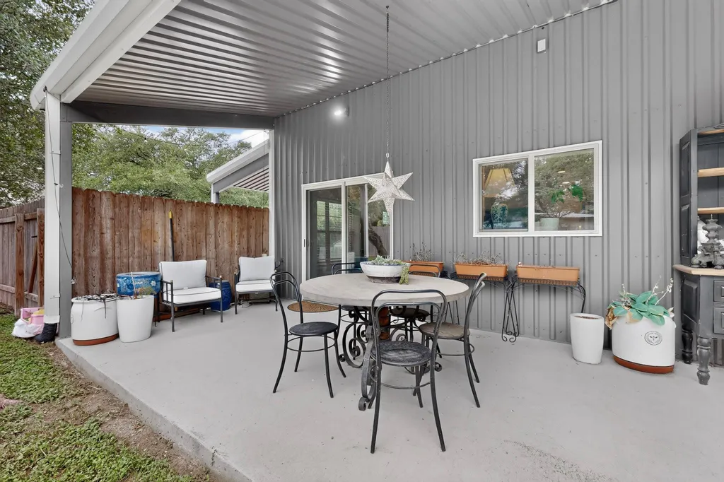 15924 Stewart Road Austin TX 78734