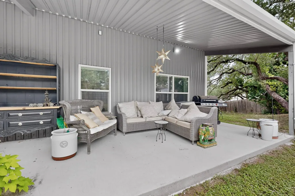 15924 Stewart Road Austin TX 78734