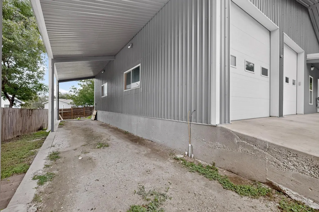 15924 Stewart Road Austin TX 78734
