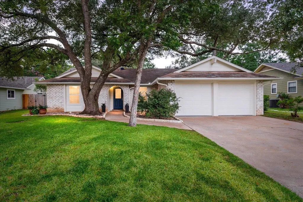 4805 Canyonbend Circle Austin TX 78735