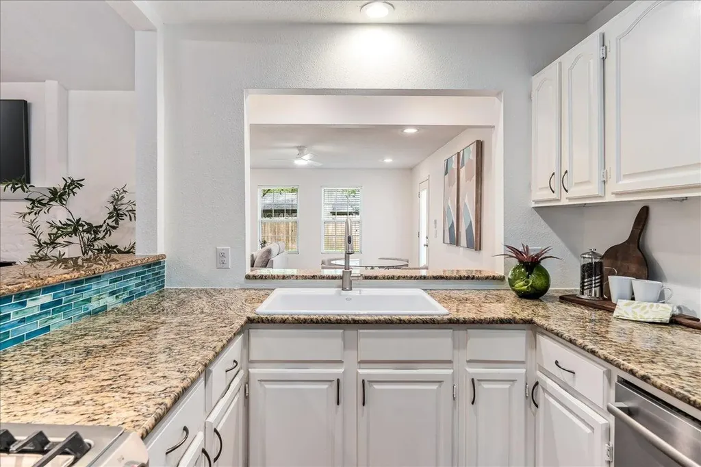 4805 Canyonbend Circle Austin TX 78735