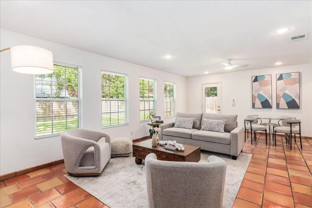 4805 Canyonbend Circle Austin TX 78735